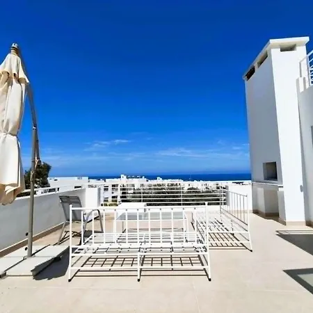 4-bed Private Pool And Ocean Views